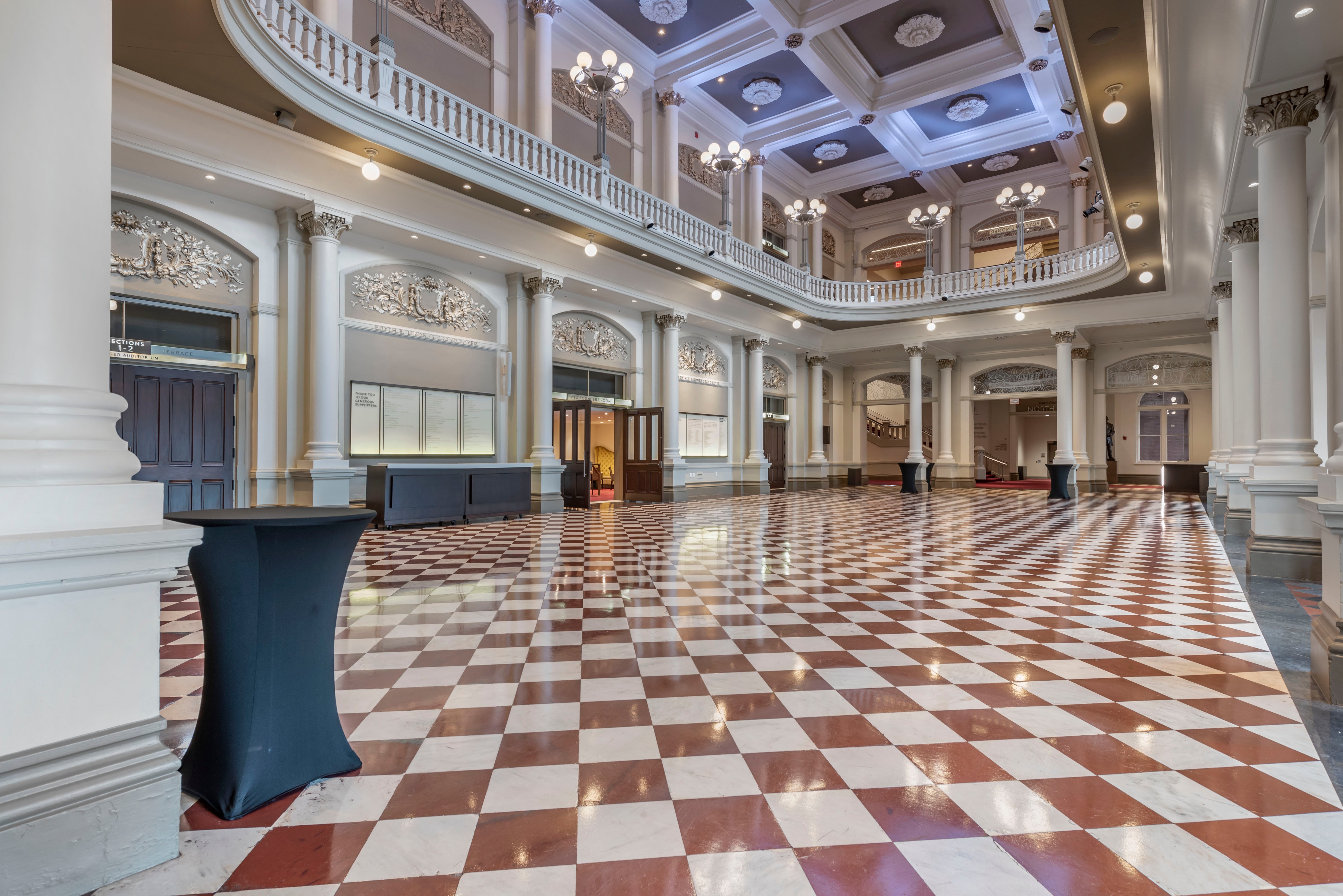 tours of music hall cincinnati