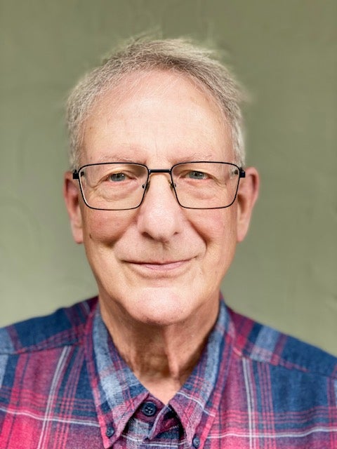 Jon Singer Headshot.jpg